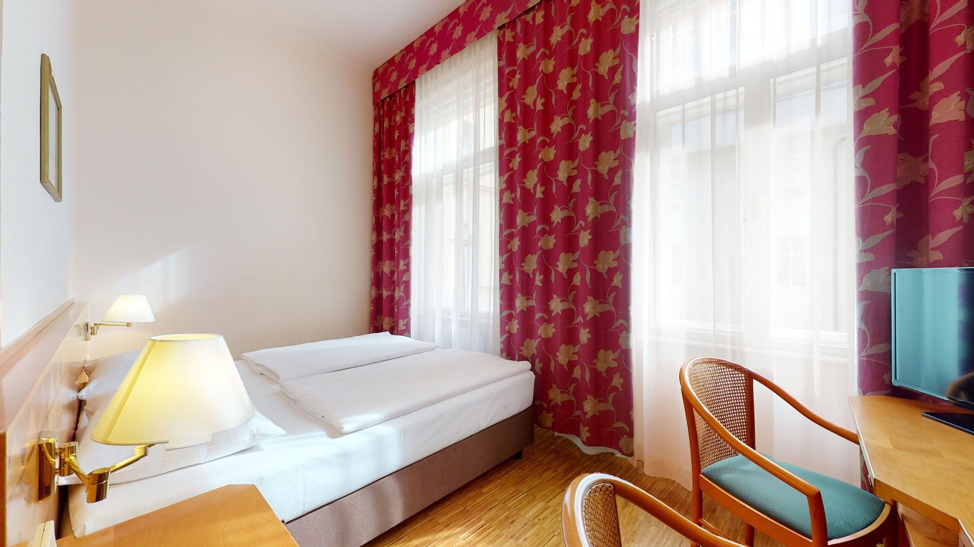 Hotel Post Wien Esterno foto