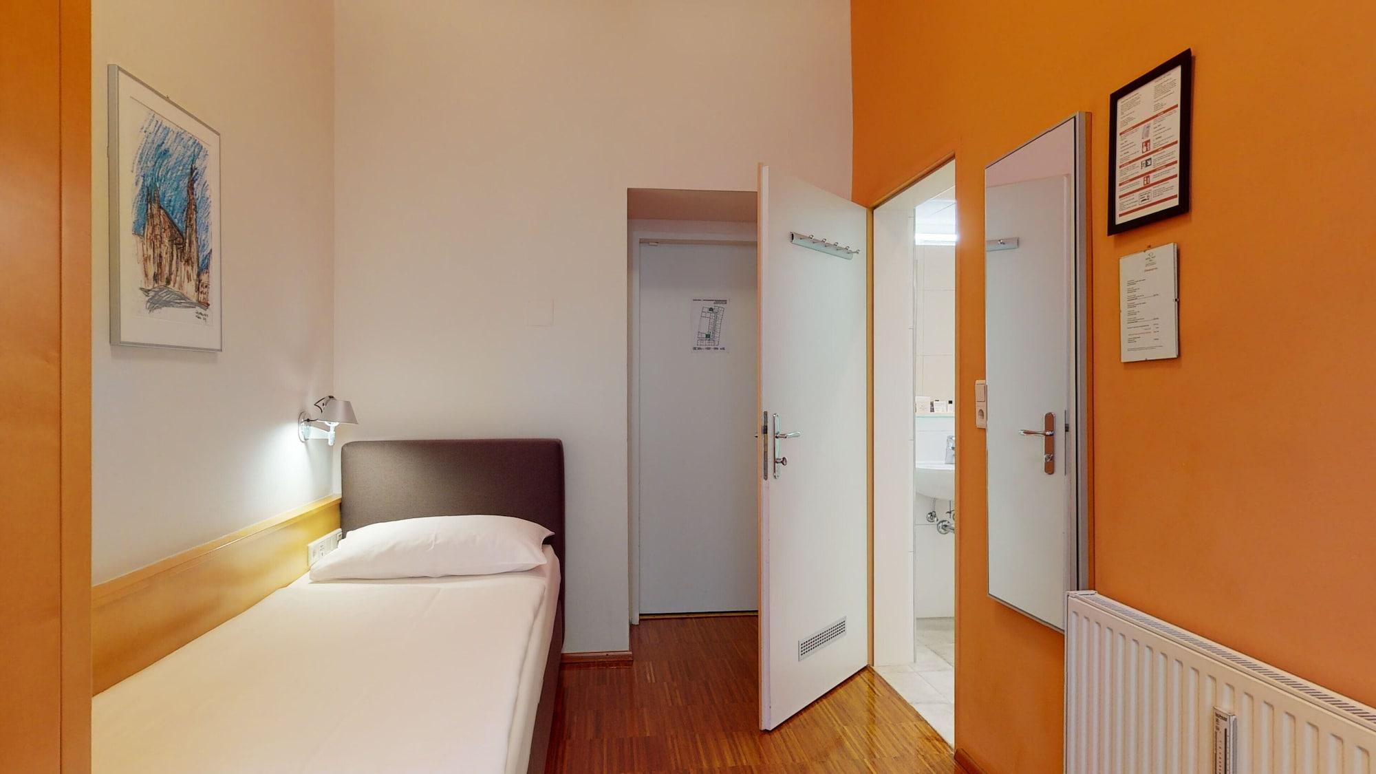 Hotel Post Wien Esterno foto