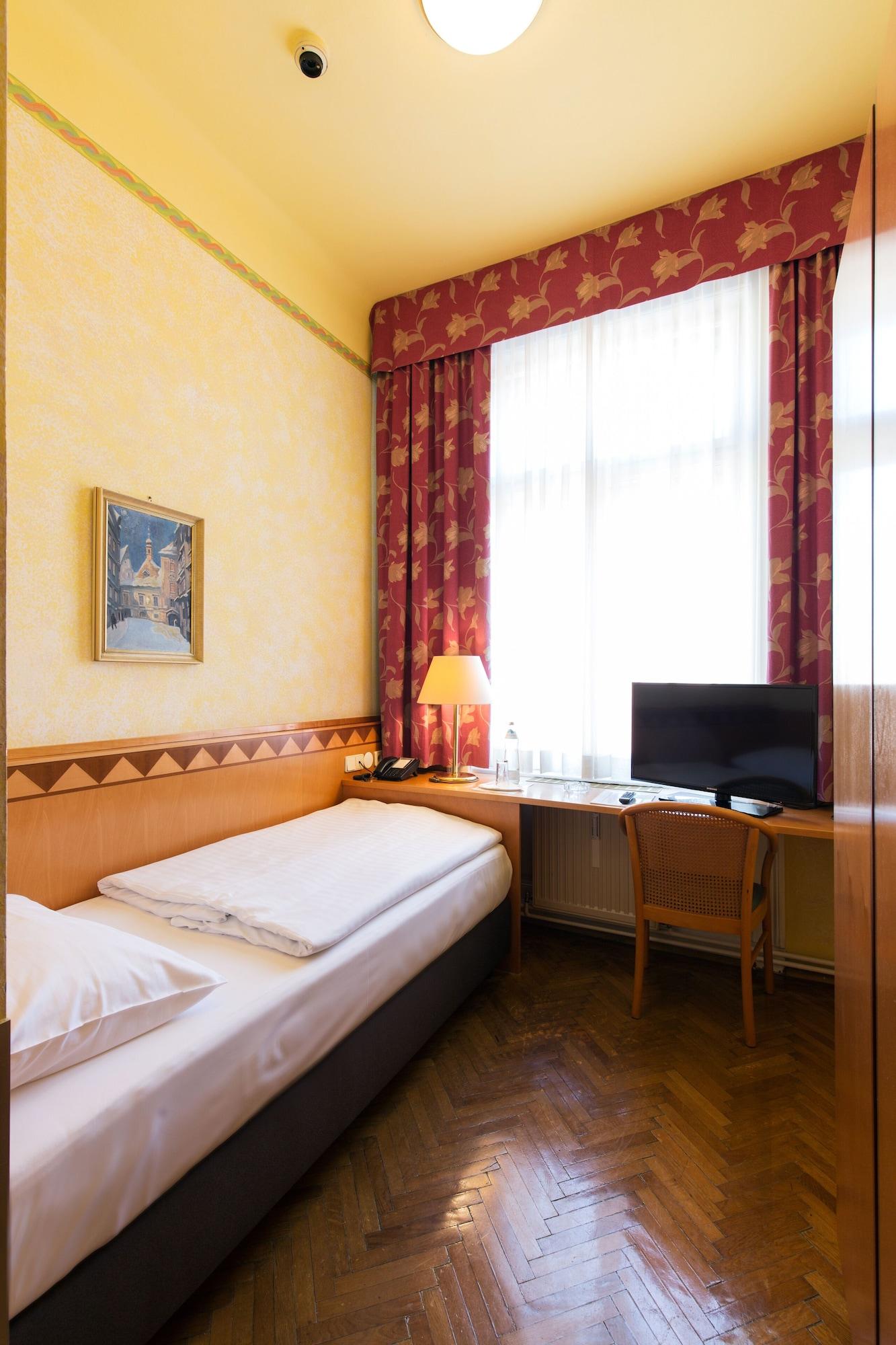 Hotel Post Wien Esterno foto