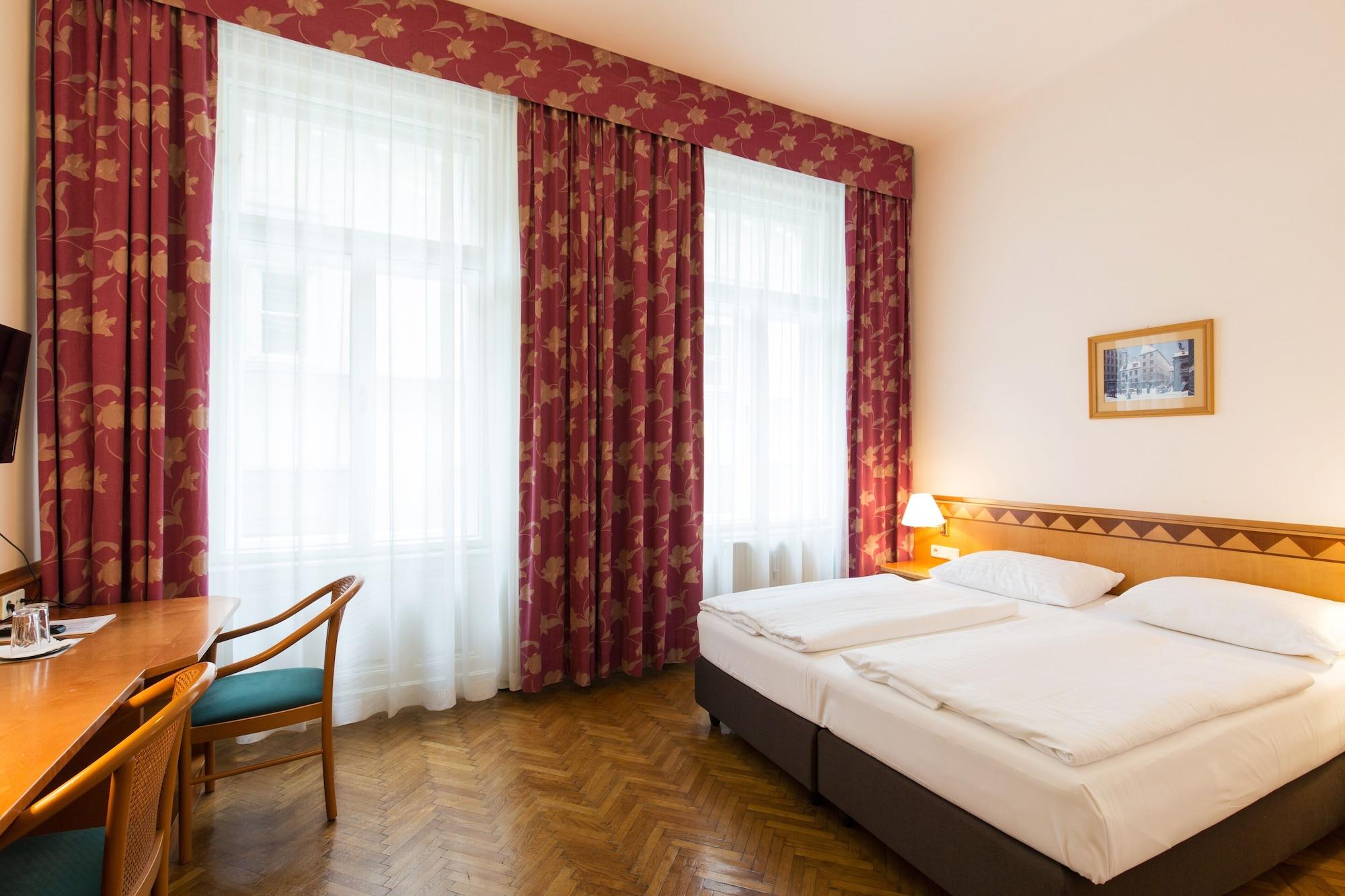 Hotel Post Wien Esterno foto