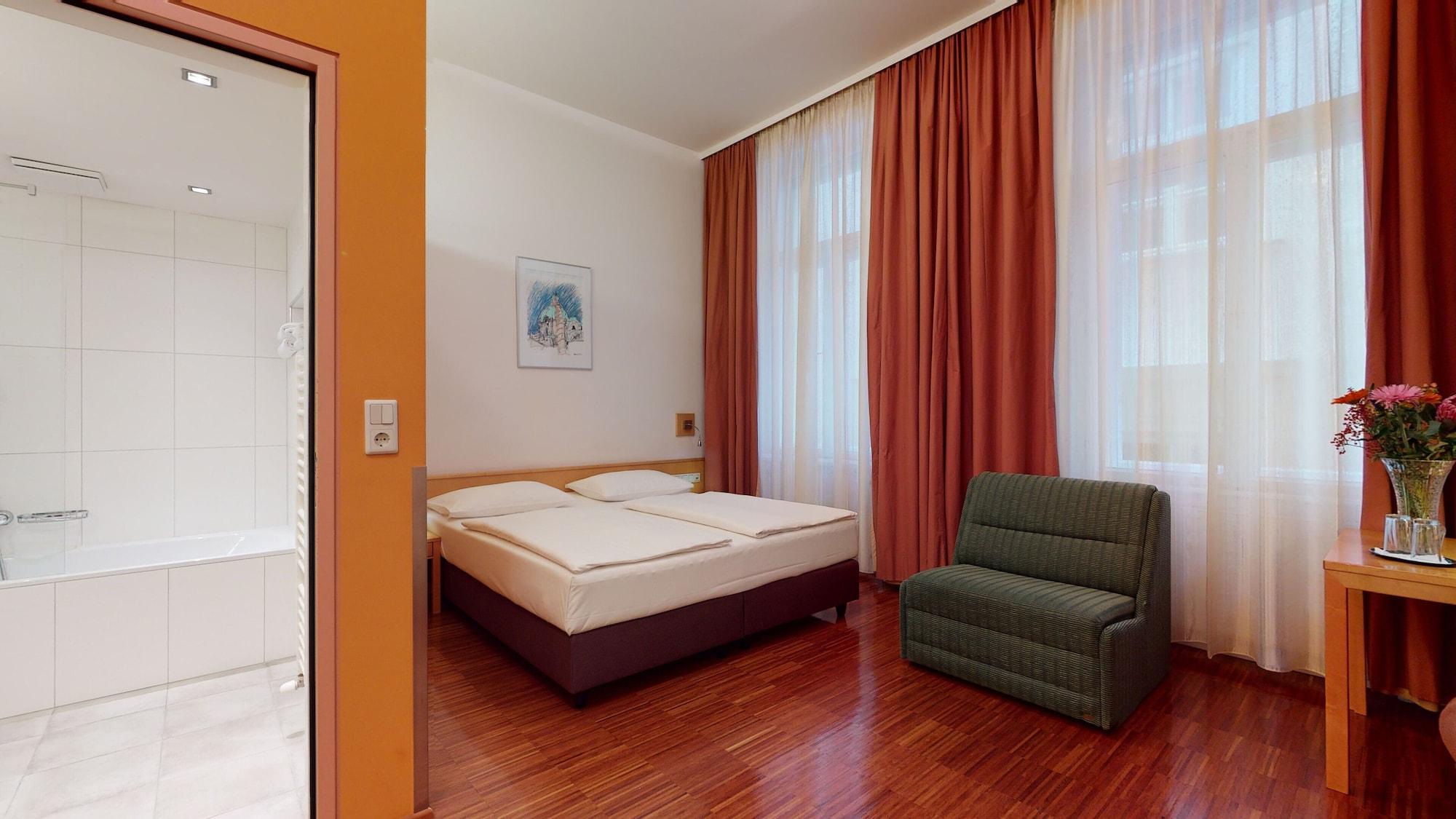 Hotel Post Wien Esterno foto